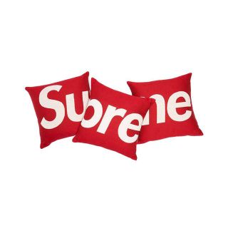 シュプリーム(Supreme)のSupreme Jules Pansu Pillows(Set of 3)Red(グラス/カップ)