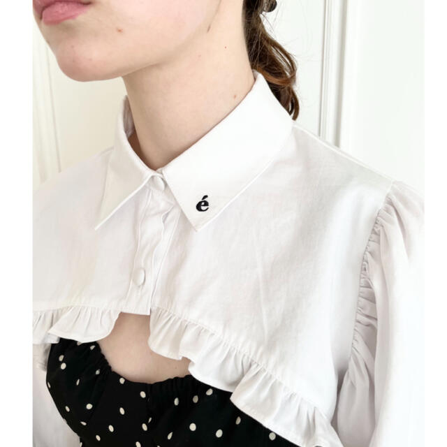 arm volume frill cropped blouse é cotton