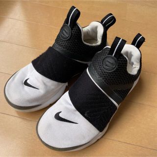 ナイキ(NIKE)の専用❗️20㎝　ナイキ  エクストリーム ホワイト ブラック(スニーカー)