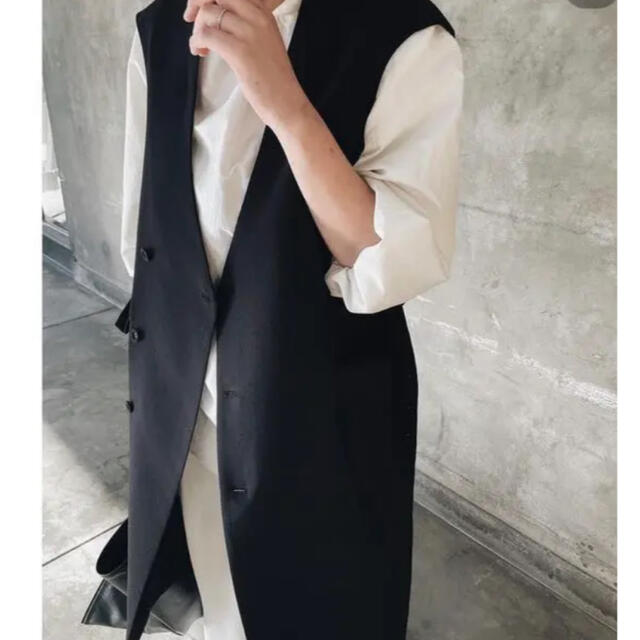 本日のみRIM.ARK Nocollar box shape vestトップス