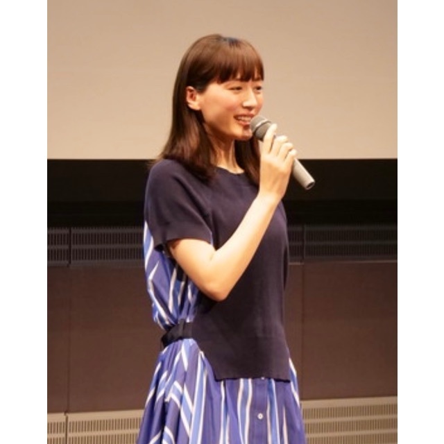 sacai - hii様専用【綾瀬はるかさん着用】sacai 20SS ストライプ sacai - hii様専用【綾瀬はるかさん着用】sacai 20SS ストライプ