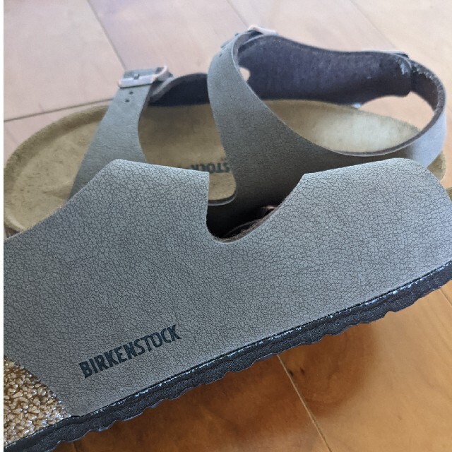 BIRKENSTOCK(ビルケンシュトック)のほぼ未使用　ビルケンシュトック　サンダル　キッズ　ジュニア　21cm キッズ/ベビー/マタニティのキッズ靴/シューズ(15cm~)(サンダル)の商品写真