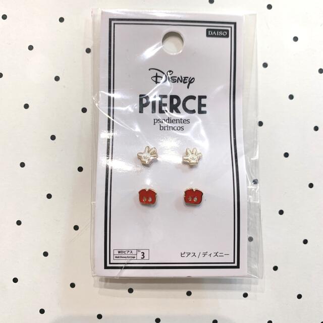 Disney(ディズニー)の新品❤︎ミッキーピアスセット❤︎ディズニー レディースのアクセサリー(ピアス)の商品写真