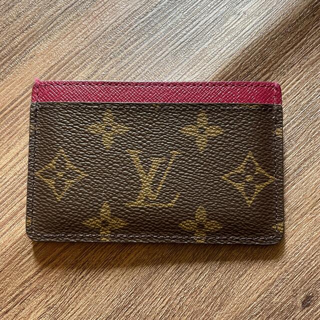 LOUIS VUITTON(ルイヴィトン)のルイヴィトン　カードケース　ショッパー付き❣️ レディースのファッション小物(名刺入れ/定期入れ)の商品写真