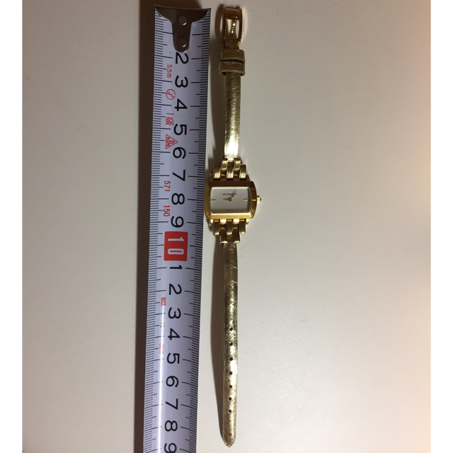 BURBERRY(バーバリー)のBurberry レディース腕時計ゴールド レディースのファッション小物(腕時計)の商品写真