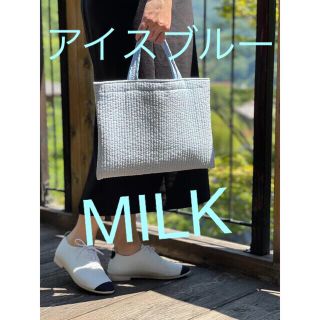 ピオヌンナル MILK アイスブルー(トートバッグ)