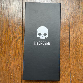 ハイドロゲン(HYDROGEN)のHYDROGEN モバイルバッテリー 赤(バッテリー/充電器)