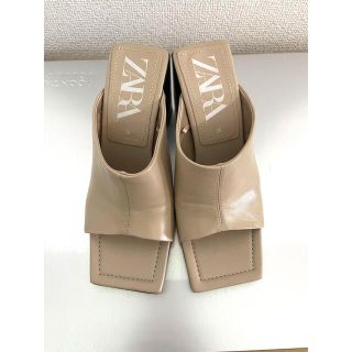 ザラ(ZARA)の【即購入OK】ZARA  ザラ サンダル ベージュ 35サイズ(サンダル)