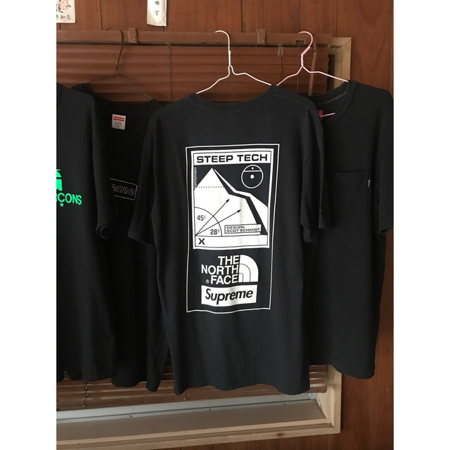 Supreme(シュプリーム)のM supreme the north face steep teck Tシャツ メンズのトップス(Tシャツ/カットソー(半袖/袖なし))の商品写真