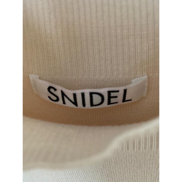 SNIDEL(スナイデル)のsnidel プリーツレイヤードノースリニットプルオーバー レディースのトップス(タンクトップ)の商品写真
