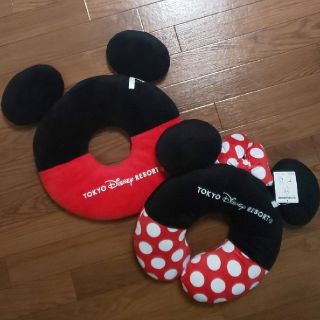 ディズニー(Disney)の【専用】ミッキー ミニー ドーナツ 円座 クッション(クッション)