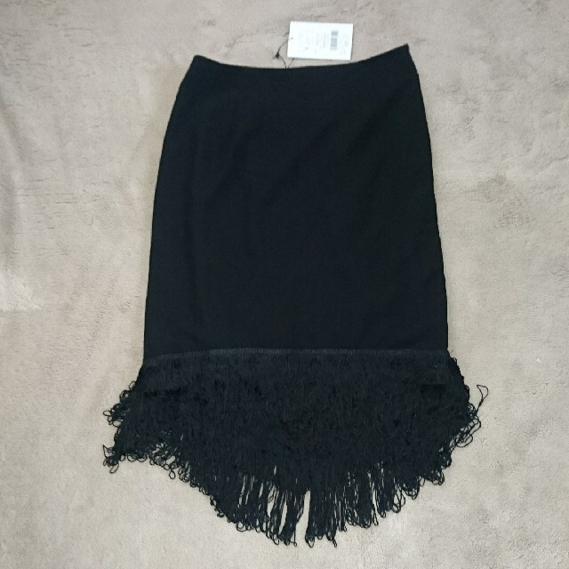 EMODA(エモダ)の黒タイトスカート Sサイズ レディースのスカート(ひざ丈スカート)の商品写真