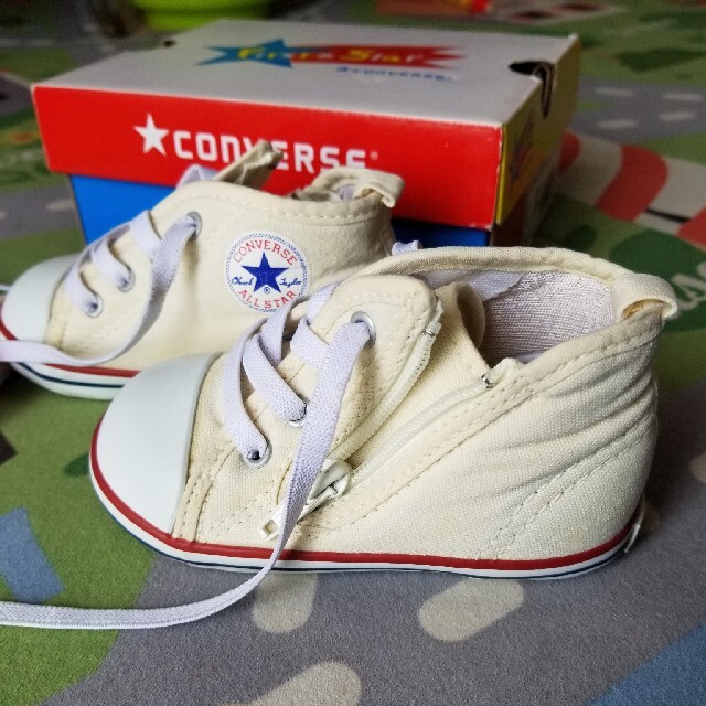 CONVERSE(コンバース)のお値下げ☆CONVERSEスニーカー13cm キッズ/ベビー/マタニティのベビー靴/シューズ(~14cm)(スニーカー)の商品写真