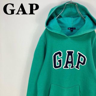 ギャップ(GAP)の【SALE】ギャップ 刺繍ワッペンロゴ 緑 スウェット プルオーバー パーカー(パーカー)