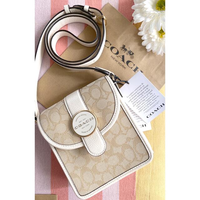 COACHコーチ♡最新作ミニショルダーバック シグネチャー ホワイト