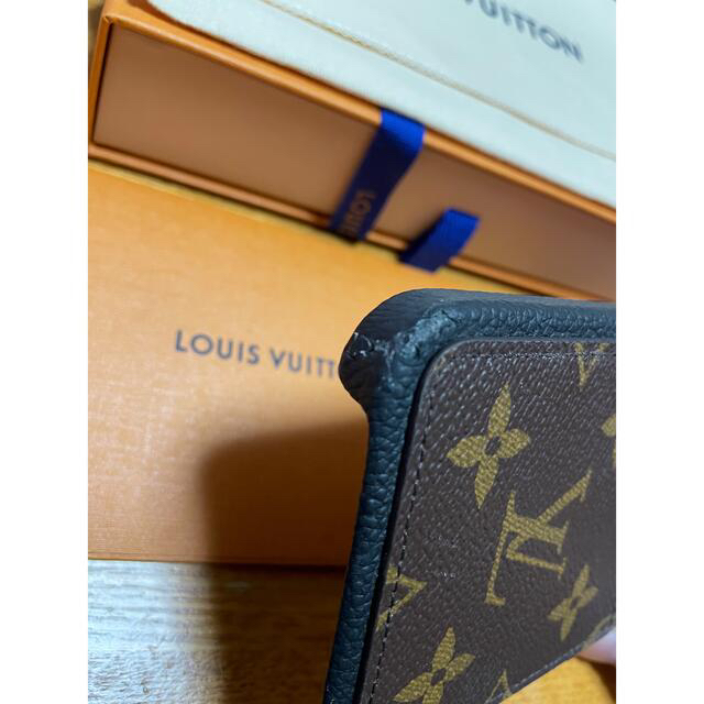 LOUIS VUITTON(ルイヴィトン)のルイ ヴィトン IPHONE・バンパー 13 PRO MAX スマホ/家電/カメラのスマホアクセサリー(iPhoneケース)の商品写真