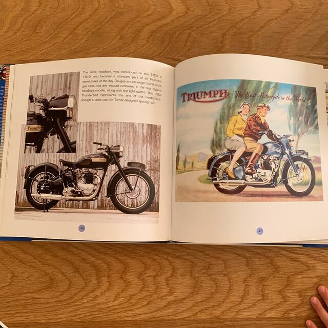 Triumph Motorcycles: From Speed-Twin to  エンタメ/ホビーの本(洋書)の商品写真