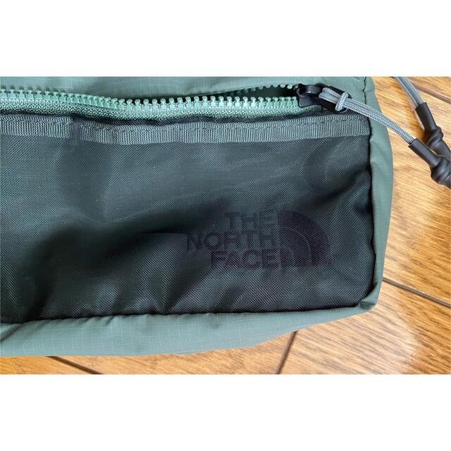 THE NORTH FACE(ザノースフェイス)の★THE NORTH FACE Glam Pouch S ポーチ 美品★ レディースのファッション小物(ポーチ)の商品写真