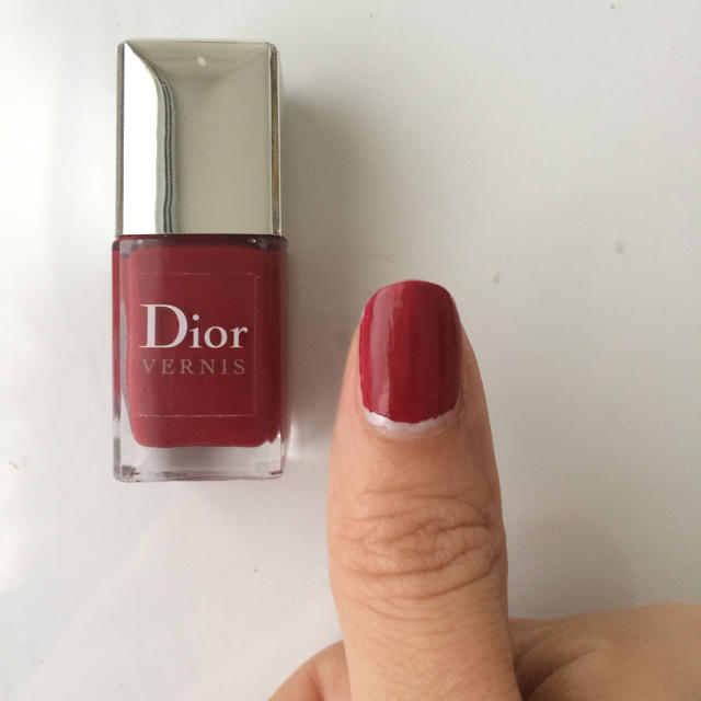 Dior(ディオール)のDior ネイル ディープレッド コスメ/美容のネイル(マニキュア)の商品写真