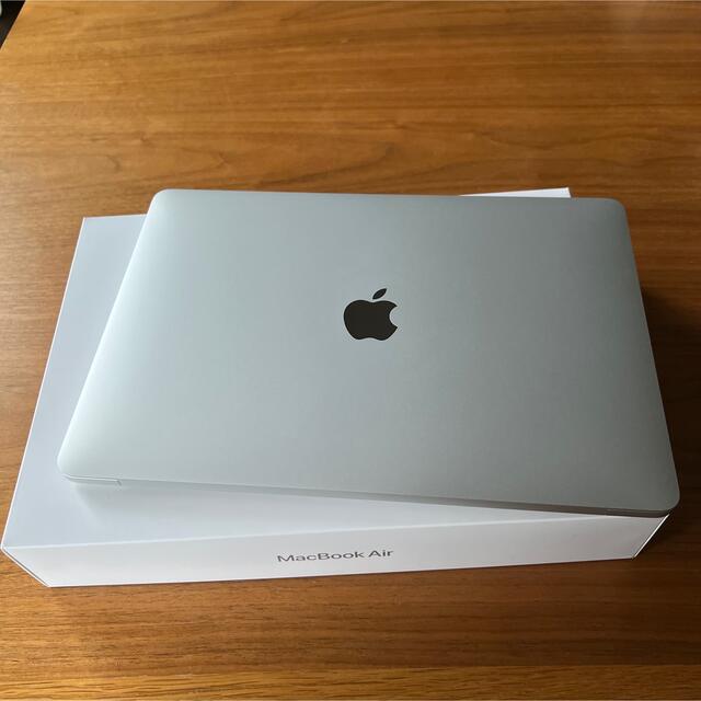 MacBook Air (Retinaディスプレイ，13-inch， 2020)