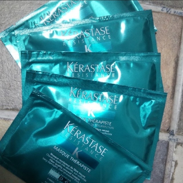 KERASTASE(ケラスターゼ)のケラスターゼ RE セラピュート マスクセラピュート  トリートメント  サシェ コスメ/美容のヘアケア/スタイリング(トリートメント)の商品写真