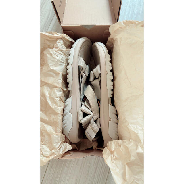 新品未使用 Teva テバ HURRICANE XLT2 セサミ  25cm レディースの靴/シューズ(サンダル)の商品写真