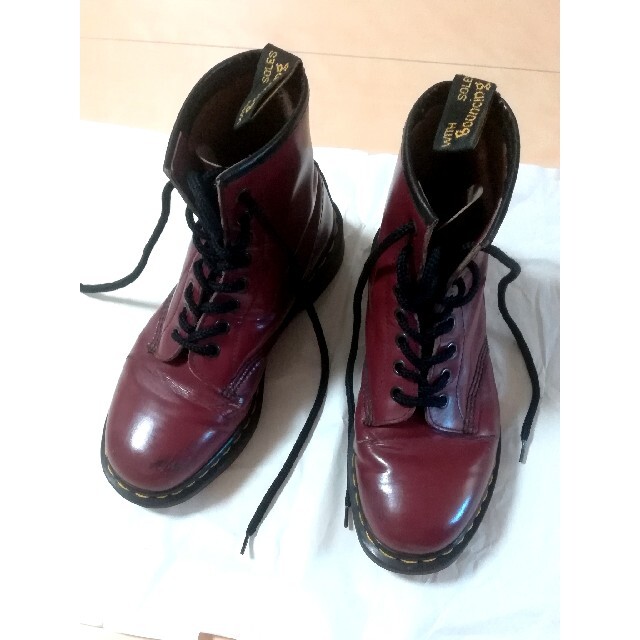 Dr.Martens(ドクターマーチン)の英国製！ヴィンテージ【Dr.Martens】8ホールブーツ レッド 24.5cm レディースの靴/シューズ(ブーツ)の商品写真