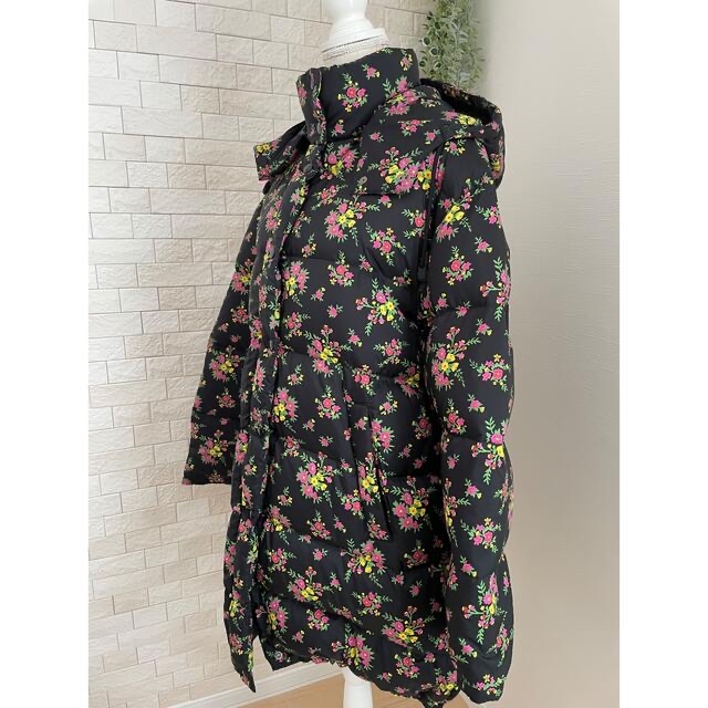 GUCCI - 美品❗️GUCCI 【グッチ】花柄ダウンジャケット☆ダウン GUCCI - 美品❗️GUCCI 【グッチ】花柄ダウンジャケット☆ダウン