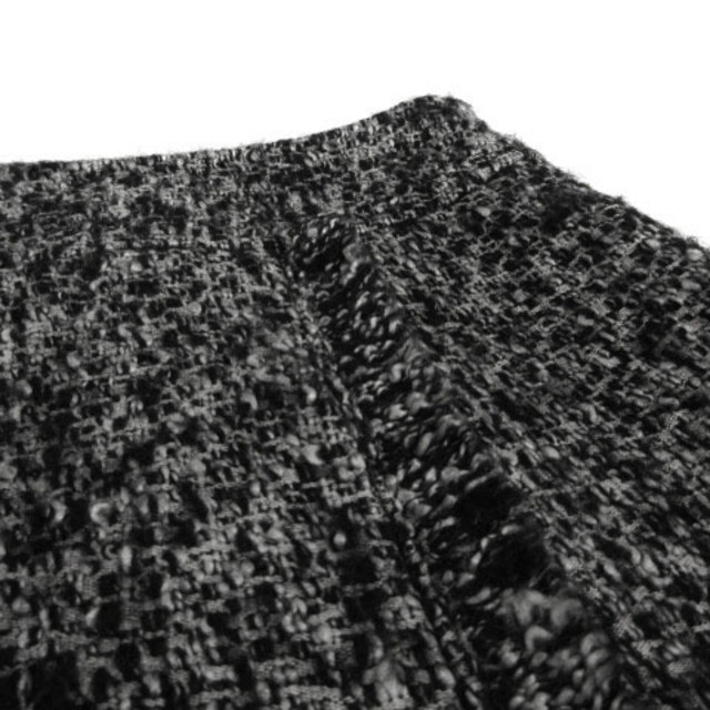 ROPE’(ロペ)のロペ ROPE スカート 台形 ひざ丈 ツイード フリンジ 黒 白 38 レディースのスカート(ひざ丈スカート)の商品写真