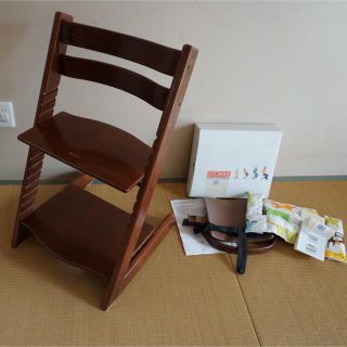 ストッケ(Stokke)の【ストッケ】トリップ トラップ チェア、ベビーセット、クッションのセット(ダイニングチェア)