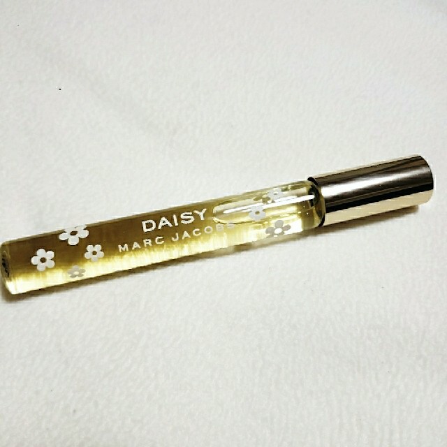 MARC JACOBS(マークジェイコブス)のMARC JACOBS✱DAISY オードトワレ コスメ/美容の香水(香水(女性用))の商品写真