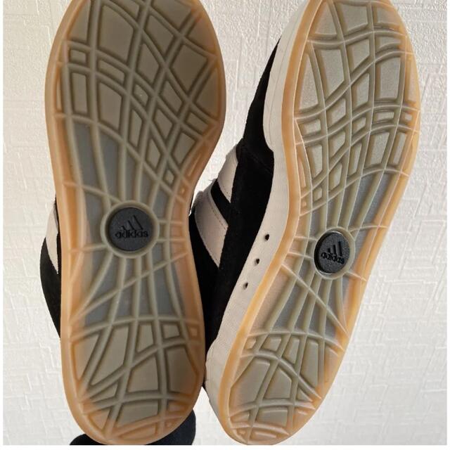 adidas(アディダス)のアディダス　アディマティック　ブラック　26.5 メンズの靴/シューズ(スニーカー)の商品写真