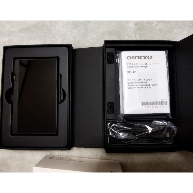 ONKYO(オンキヨー)の美品 ONKYO DP-X1(B) スマホ/家電/カメラのオーディオ機器(ポータブルプレーヤー)の商品写真