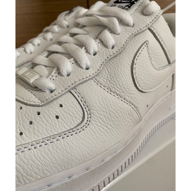 NIKE AIR FORCE 1 WHITE Pebbled Leather