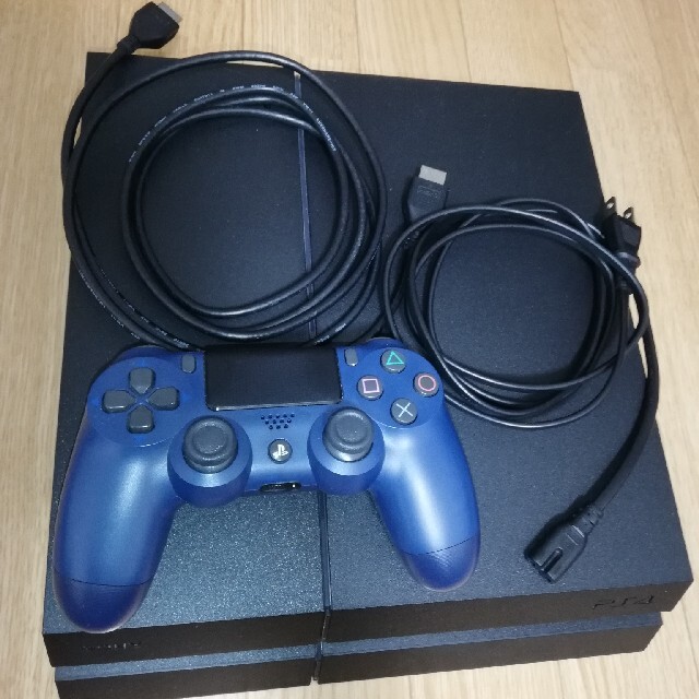 ゲームソフト/ゲーム機本体ps4本体（cuh-1200a・500GB）セット