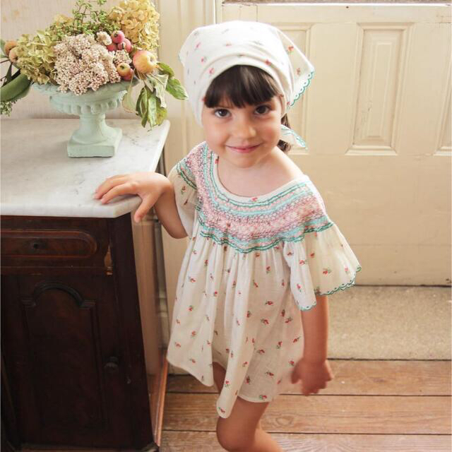 SOOR PLOOM(ソーアプルーム)のBONJOUR DIARY  butterfly top 10y キッズ/ベビー/マタニティのキッズ服女の子用(90cm~)(ブラウス)の商品写真