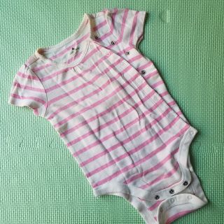 ベビーギャップ(babyGAP)のbabyGap 半袖ロンパース 80女の子 春夏 前開き ピンクボーダー柄(ロンパース)