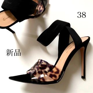 ジャンヴィットロッシ 着画の通販 16点 | Gianvito Rossiを買うならラクマ