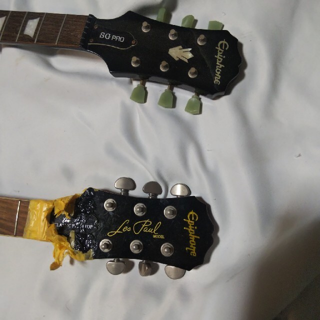 Epiphone(エピフォン)のジャンク品ネック折れ 部品取りエピフォンSGプロ エピフォンLPclassic 楽器のギター(エレキギター)の商品写真