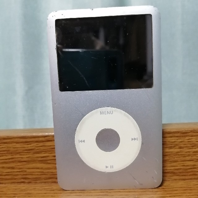 iPod(アイポッド)のiPod Classic 160GB スマホ/家電/カメラのオーディオ機器(ポータブルプレーヤー)の商品写真