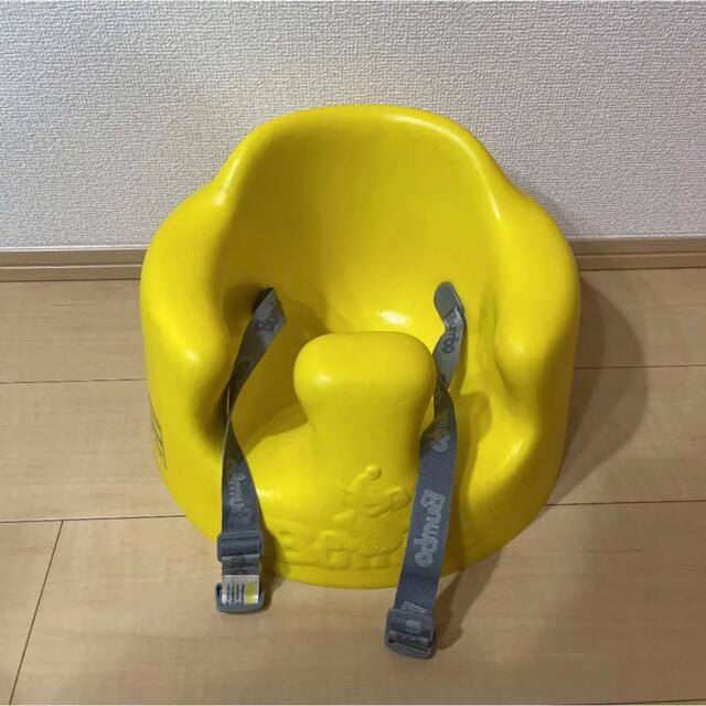 Bumbo(バンボ)のバンボ（Bumbo） ベビーソファ プレートレイセット 専用腰ベルト付き キッズ/ベビー/マタニティの寝具/家具(その他)の商品写真