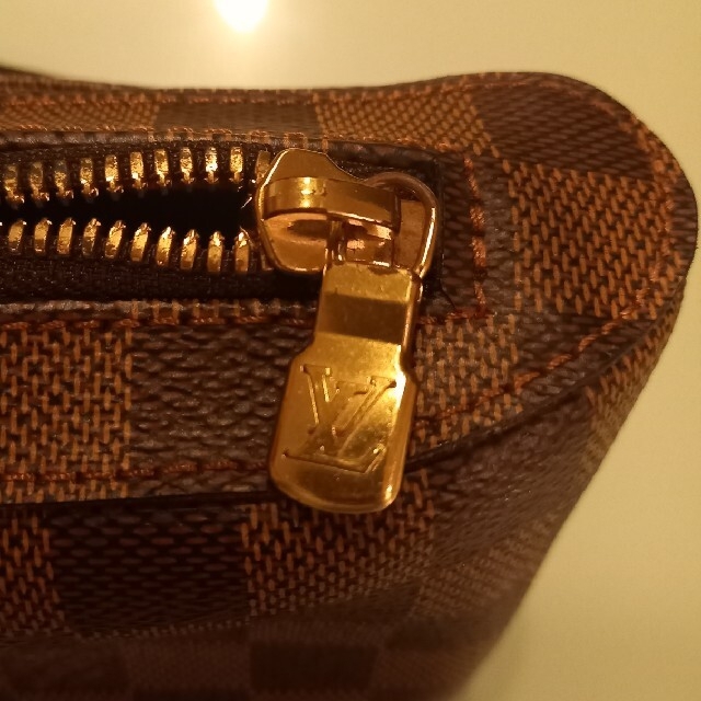 LOUIS VUITTON(ルイヴィトン)のﾙｲｳﾞｨﾄﾝ　ﾀﾞﾐｴ　ｼﾞｪﾛﾆﾓｽ　ﾎﾞﾃﾞｨﾊﾞｯｸﾞ メンズのバッグ(ボディーバッグ)の商品写真