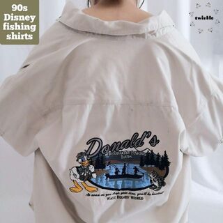 ディズニー(Disney)の【大人気】90s Disney ドナルド背面刺繍肉厚コットンフィッシングシャツ(シャツ)