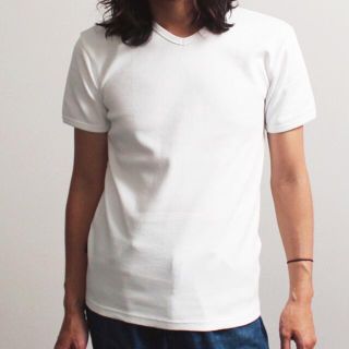 アヴィレックス(AVIREX)の新品アヴィレックスX LサイズVネック定番半袖Tシャツ！(Tシャツ/カットソー(半袖/袖なし))