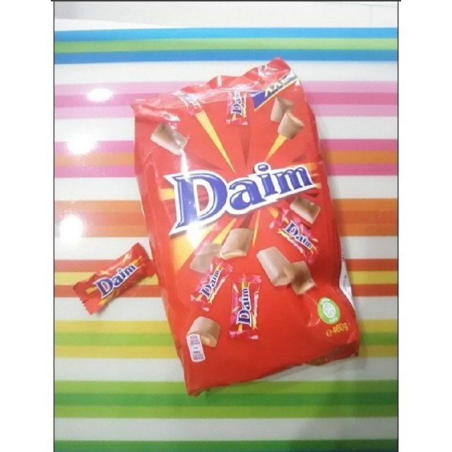 IKEA(イケア)のIKEA Daim ダイムミルクチョコレート 食品/飲料/酒の食品(菓子/デザート)の商品写真