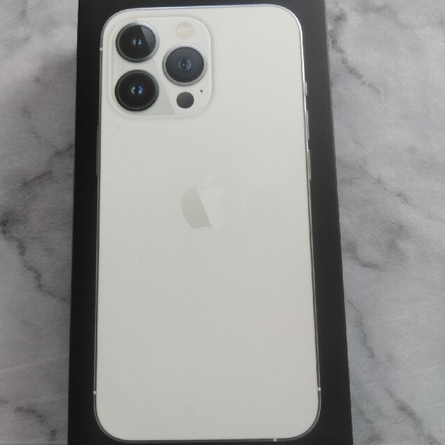 新品未開封　iPhone13Pro　256GB　シルバー