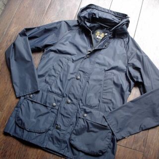 バーブァー(Barbour)のR５４５１様専用バブアー　ナイロンソリッドフーデッド　ビデイルSL 34(マウンテンパーカー)