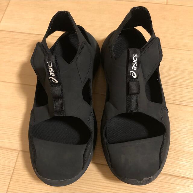 asics(アシックス)のasicsサンダル　19センチ キッズ/ベビー/マタニティのキッズ靴/シューズ(15cm~)(サンダル)の商品写真