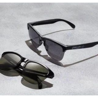 フラグメント(FRAGMENT)のOAKLEY Fragment Design Frogskins サングラス 黒(サングラス/メガネ)