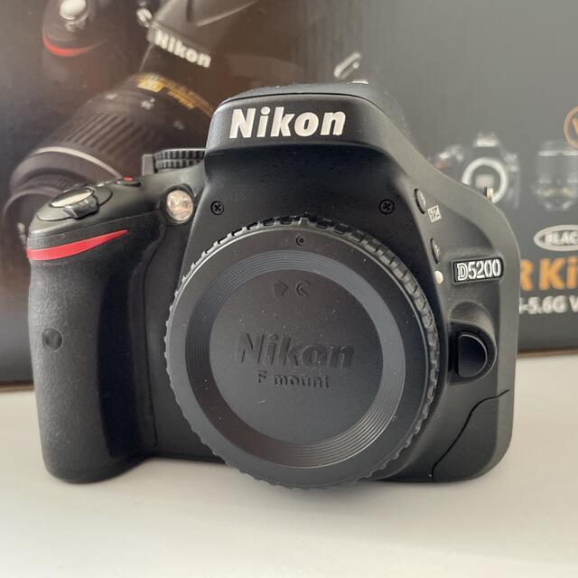 ニコンNikon D5200 Wズームキット BLACk